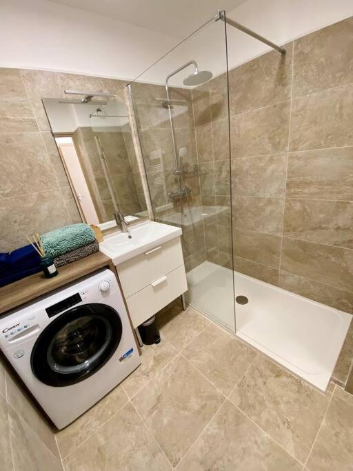 Apartment Grands En Bord De